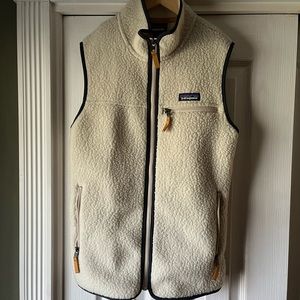 Patagonia. Retro Pile Vest. Size S. New with tags. Perfect condition.